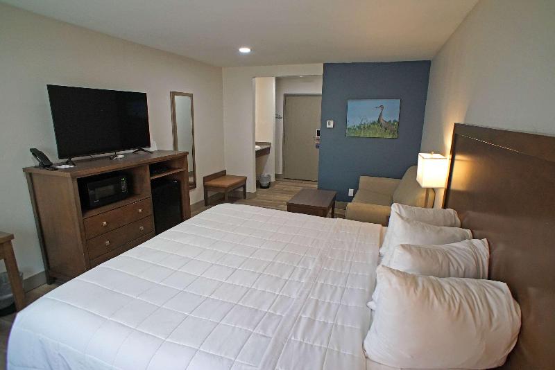 Baymont by Wyndham Monte Vista image