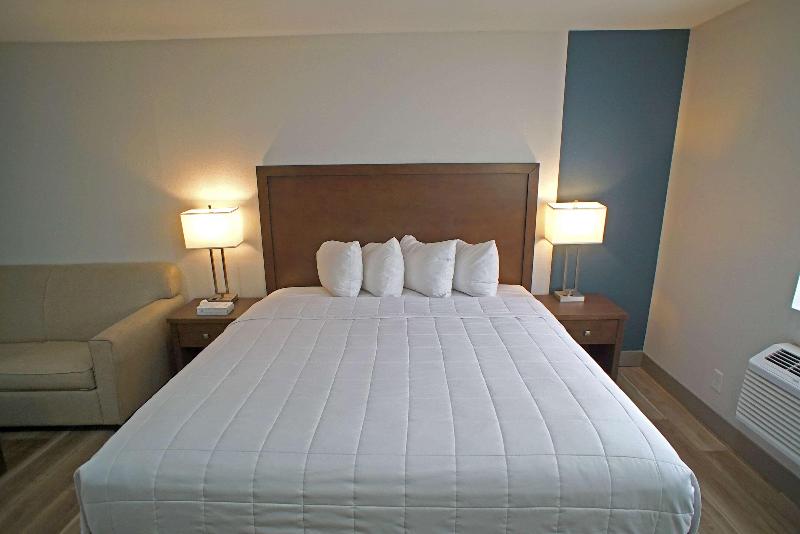 Baymont by Wyndham Monte Vista image