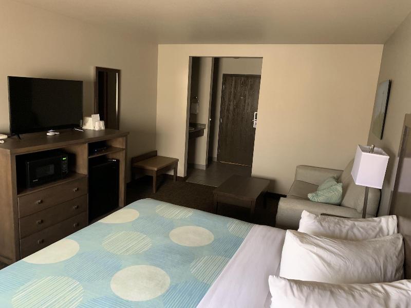 Baymont by Wyndham Monte Vista image