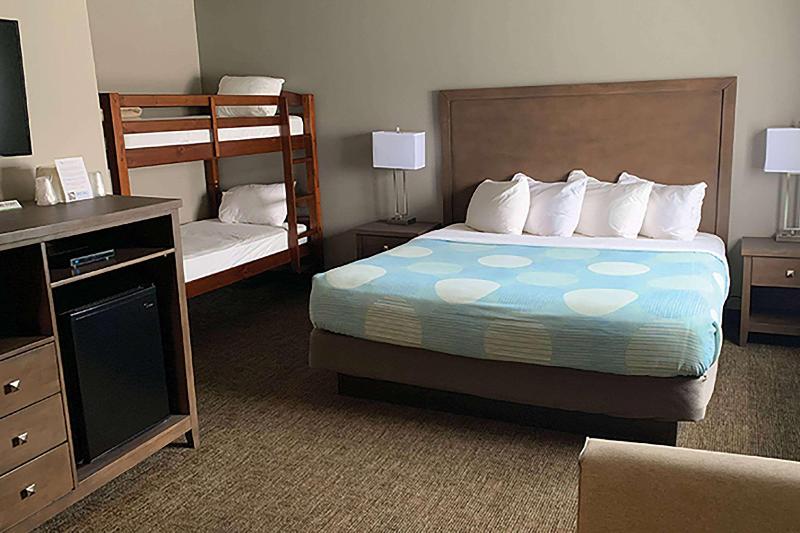 Baymont by Wyndham Monte Vista image