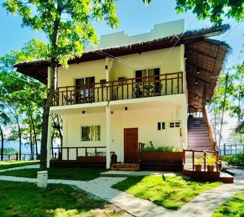 Santander Pebbles Beach Resort image