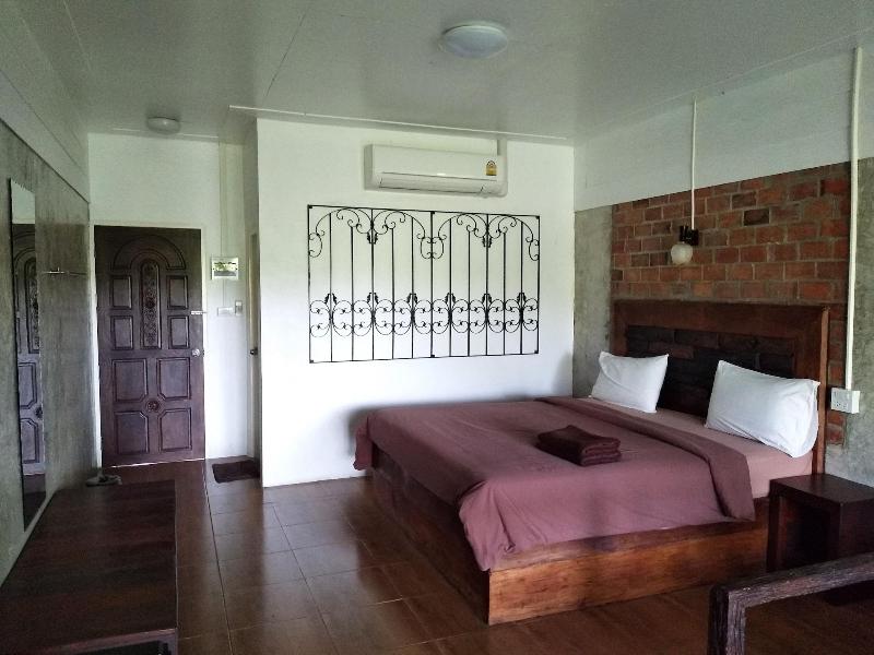 Chanthaburi Garden Hotel image