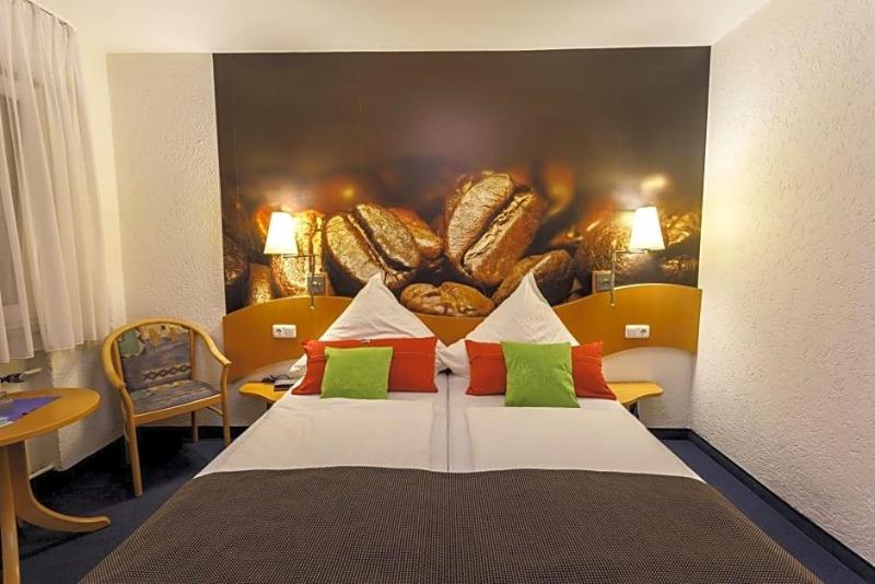 Hotel Rheingold image