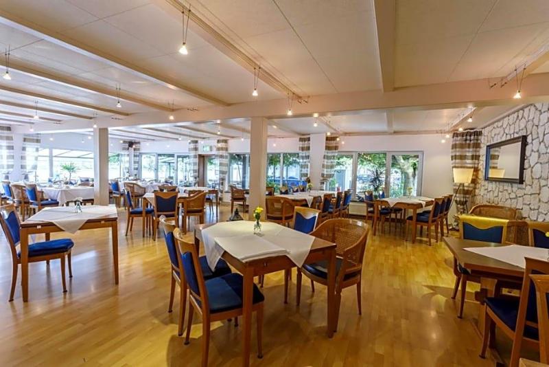 Hotel Rheingold image