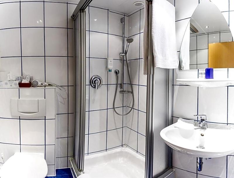 Hotel Rheingold image