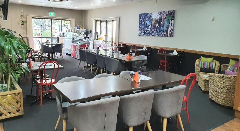 Sarina Motor Inn