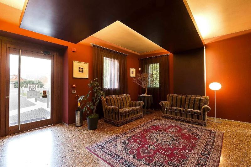 Hotel Ristorante Due Platani image