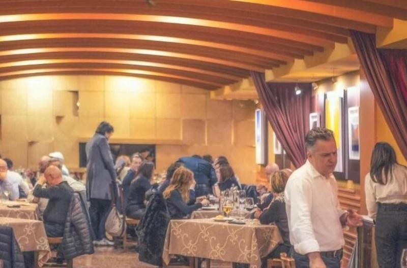 Hotel Ristorante Due Platani image