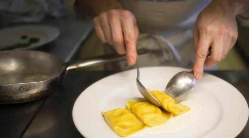 Hotel Ristorante Due Platani image