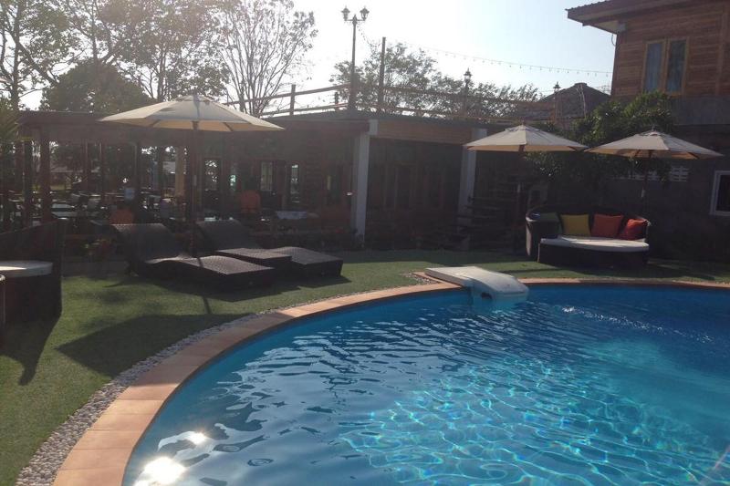 Check In & Chill Out Laem Sok Pier image