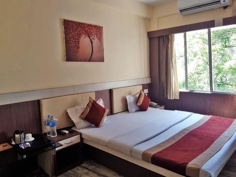 Hotel Royal Bengal image