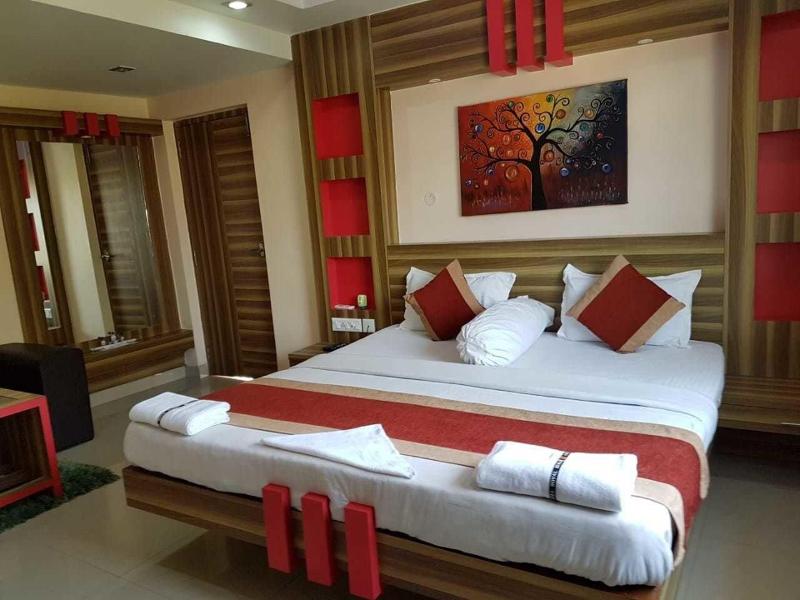 Hotel Royal Bengal image