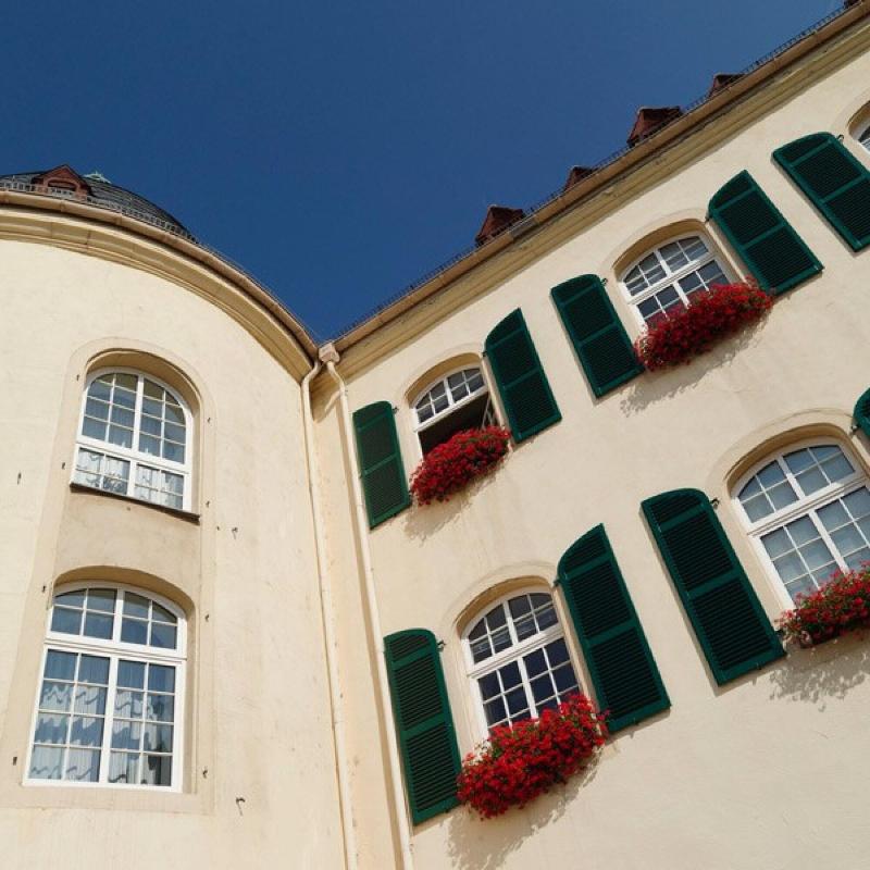 Schlosshotel Bergzaberner Hof image