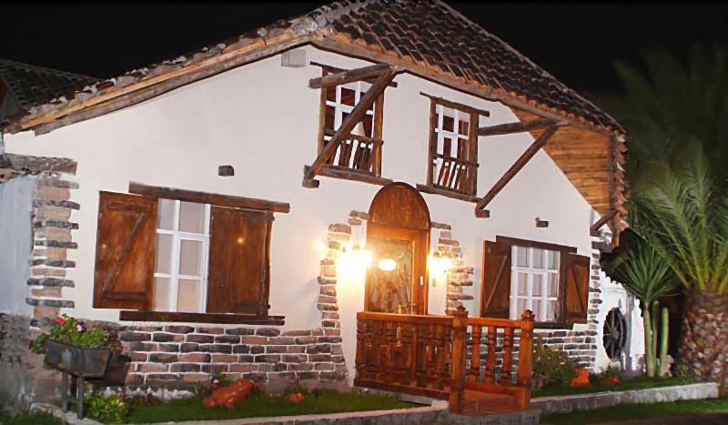 Hotel Rumipamba De Las Rosas image