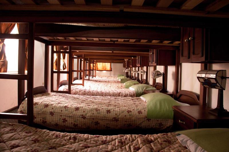 Hotel Rumipamba De Las Rosas image