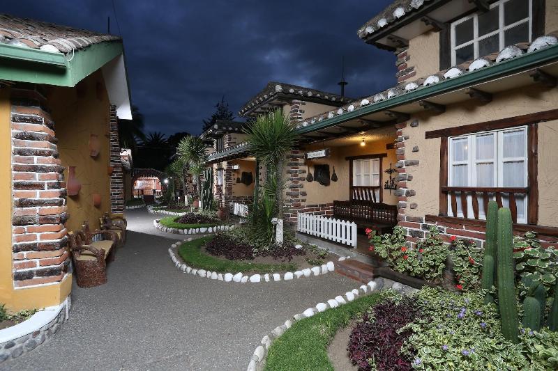 Hotel Rumipamba De Las Rosas image