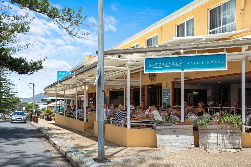 Seabreeze Beach Hotel image