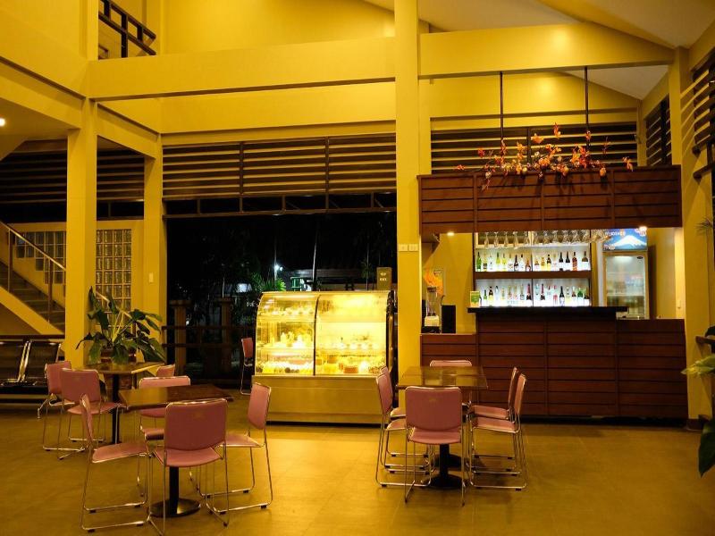 Seasons Hotel And Convention Center image