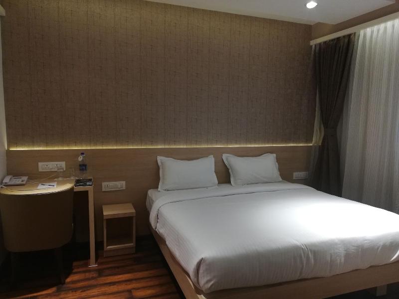 Hotel Samudra image