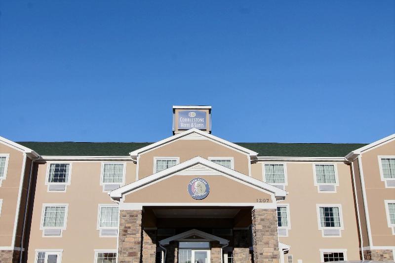 Cobblestone Hotel & Suites - Beulah image