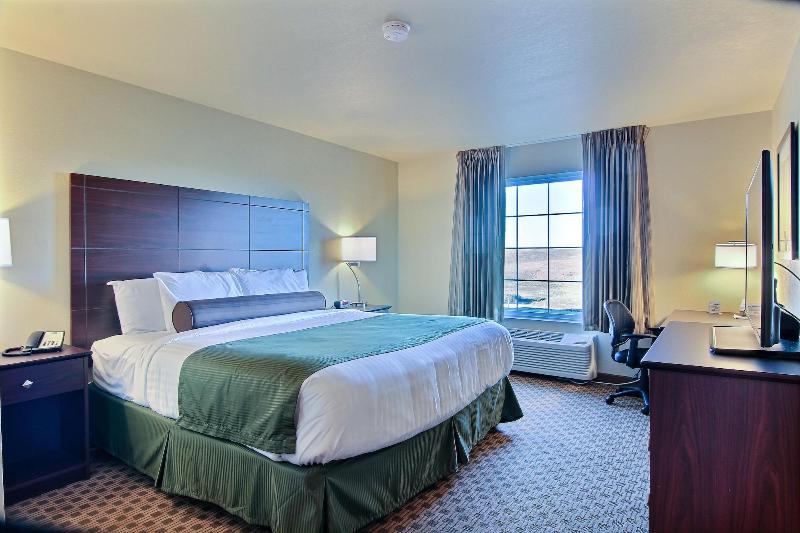 Cobblestone Hotel & Suites - Beulah image