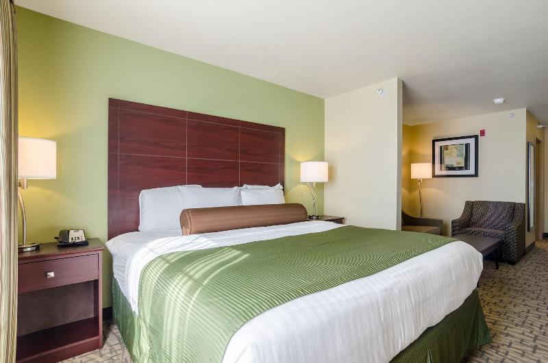 Cobblestone Hotel & Suites - Beulah image