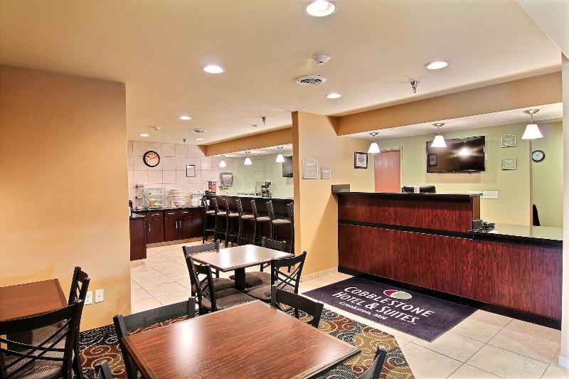 Cobblestone Hotel & Suites - Crookston image
