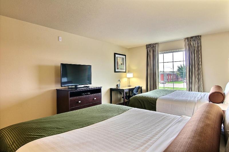 Cobblestone Hotel & Suites - Crookston image
