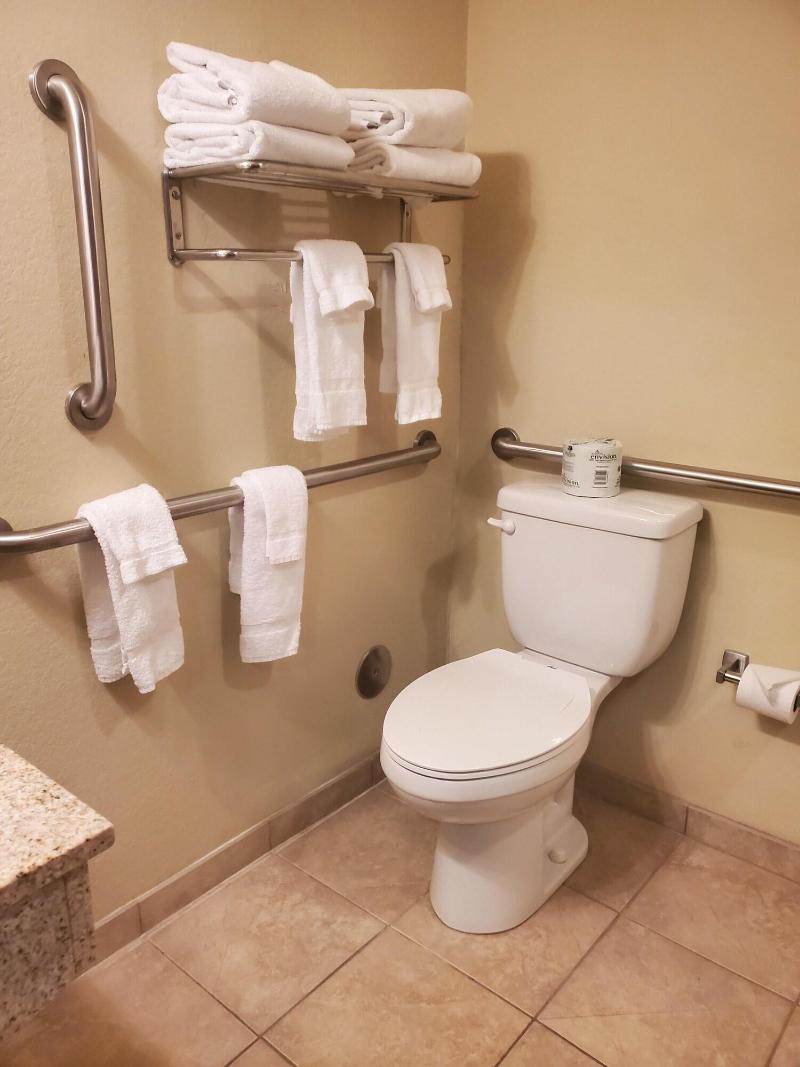 Cobblestone Hotel & Suites - Crookston image