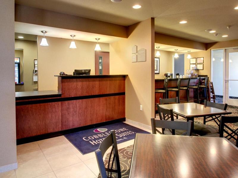Cobblestone Hotel & Suites - Newton image 8