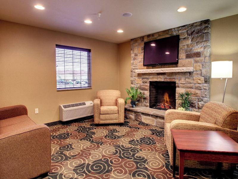 Cobblestone Hotel & Suites - Newton image
