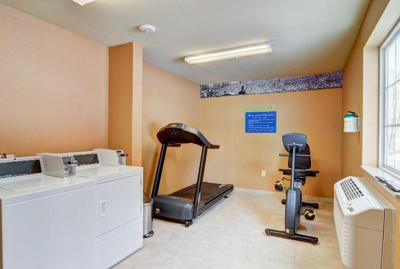 Cobblestone Hotel & Suites - Punxsutawney image