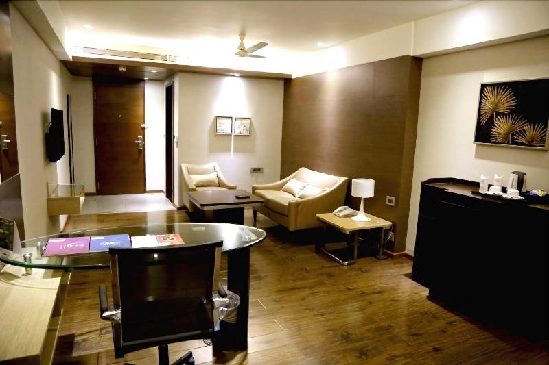 Hotel Shakti Continental image