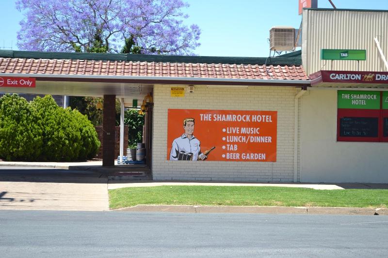 Shamrock Hotel Motel Balranald image