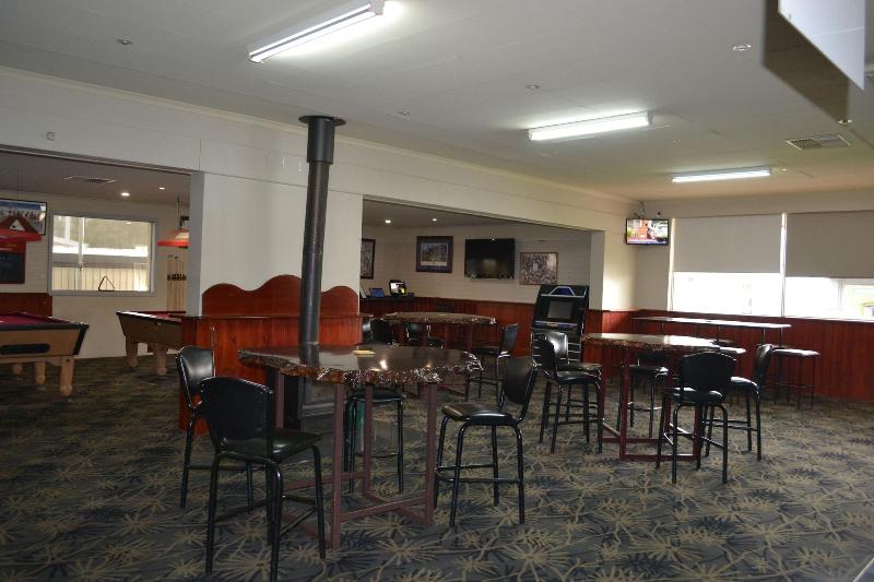 Shamrock Hotel Motel Balranald image