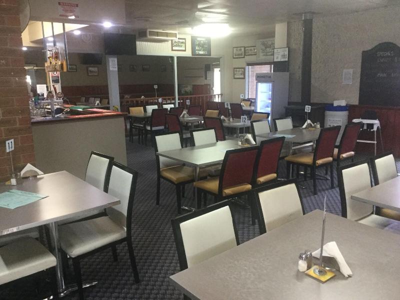 Shamrock Hotel Motel Balranald image