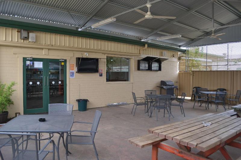 Shamrock Hotel Motel Balranald image