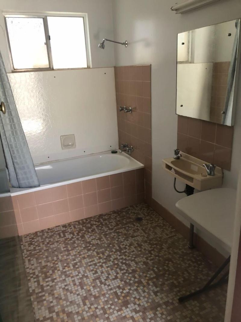 Shamrock Hotel Motel Balranald image