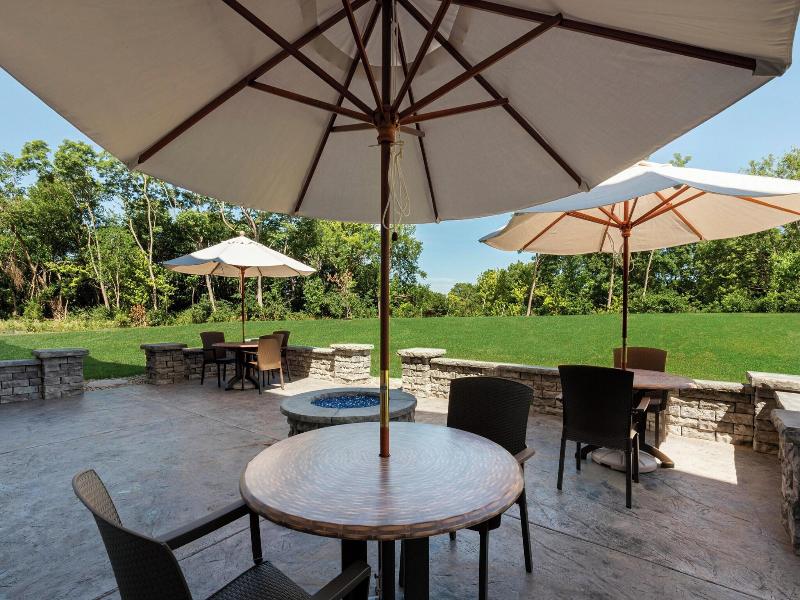Cobblestone Hotel & Suites - Urbana image