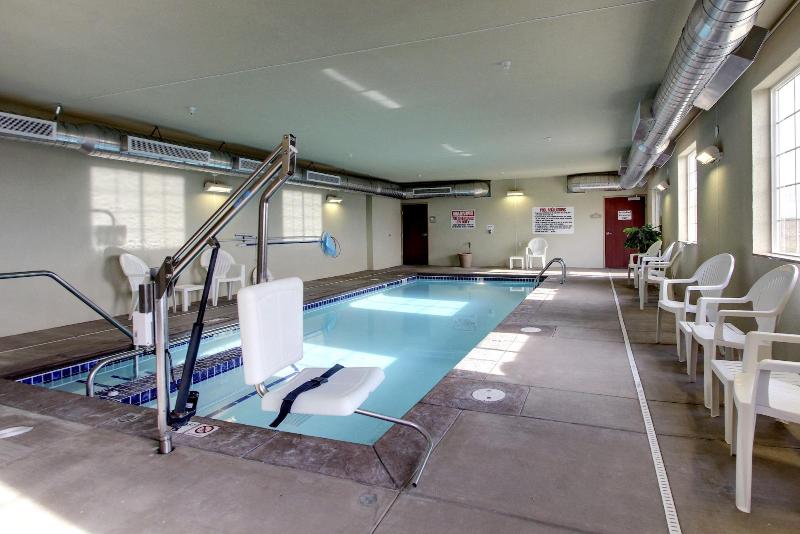 Cobblestone Hotel & Suites - Wayne image