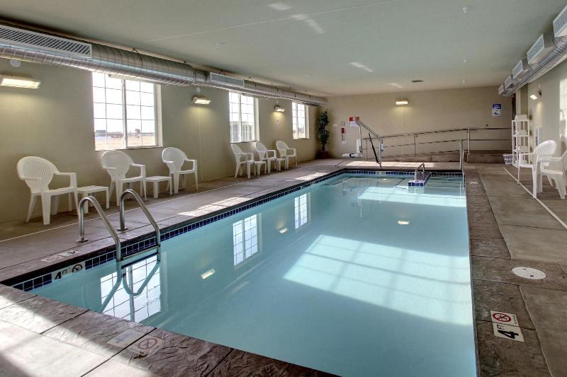 Cobblestone Hotel & Suites - Wayne image