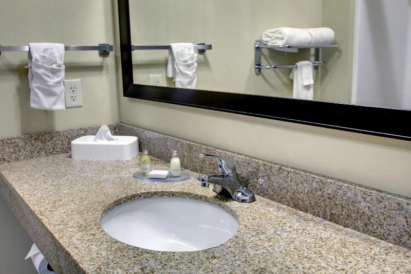 Cobblestone Hotel & Suites - Wayne image