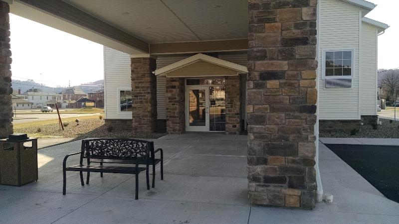 Cobblestone Inn & Suites - Ambridge image