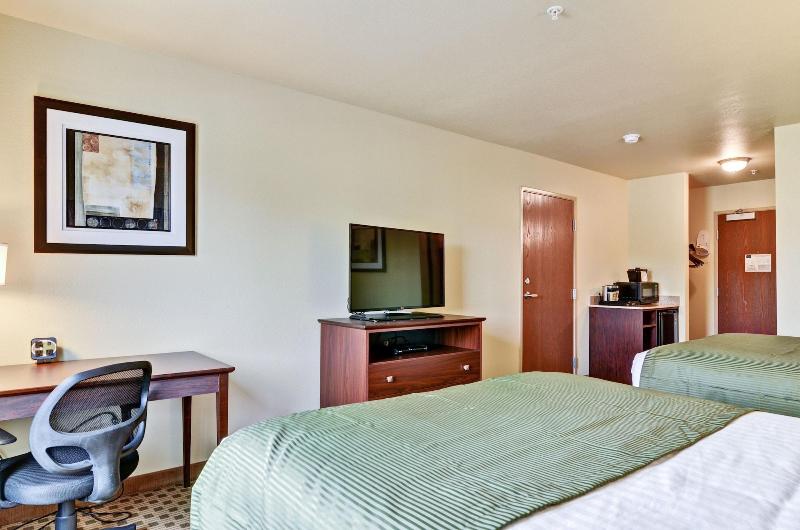 Cobblestone Inn & Suites - Ambridge image