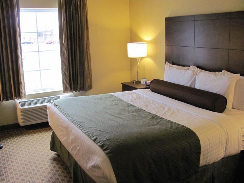 Cobblestone Inn & Suites - Ambridge image