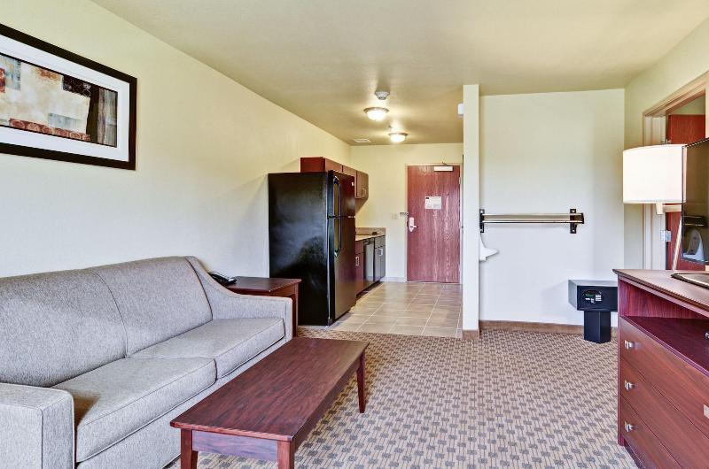 Cobblestone Inn & Suites - Ambridge image