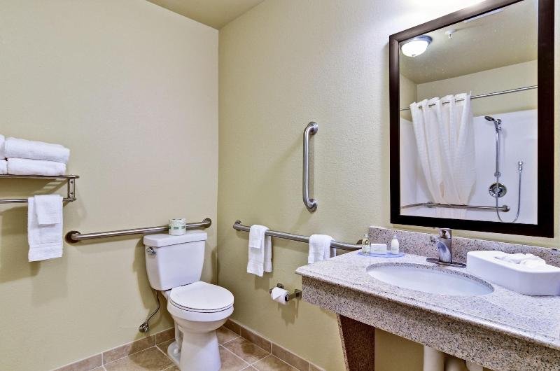 Cobblestone Inn & Suites - Ambridge image