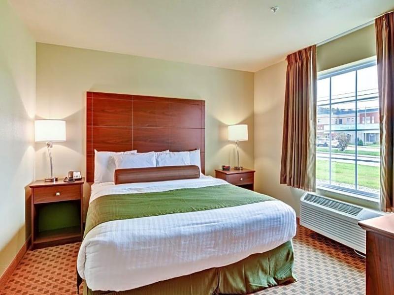 Cobblestone Inn & Suites - Ambridge image