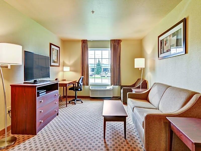 Cobblestone Inn & Suites - Ambridge image
