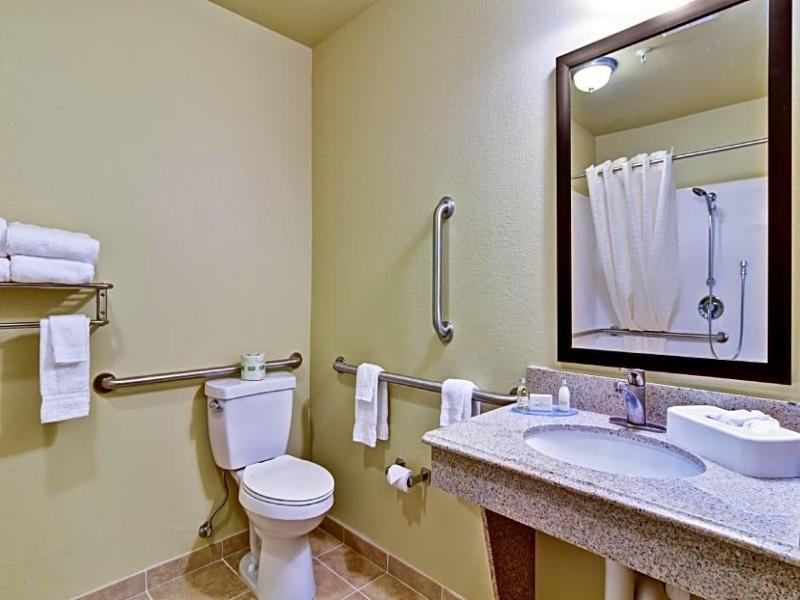 Cobblestone Inn & Suites - Ambridge image